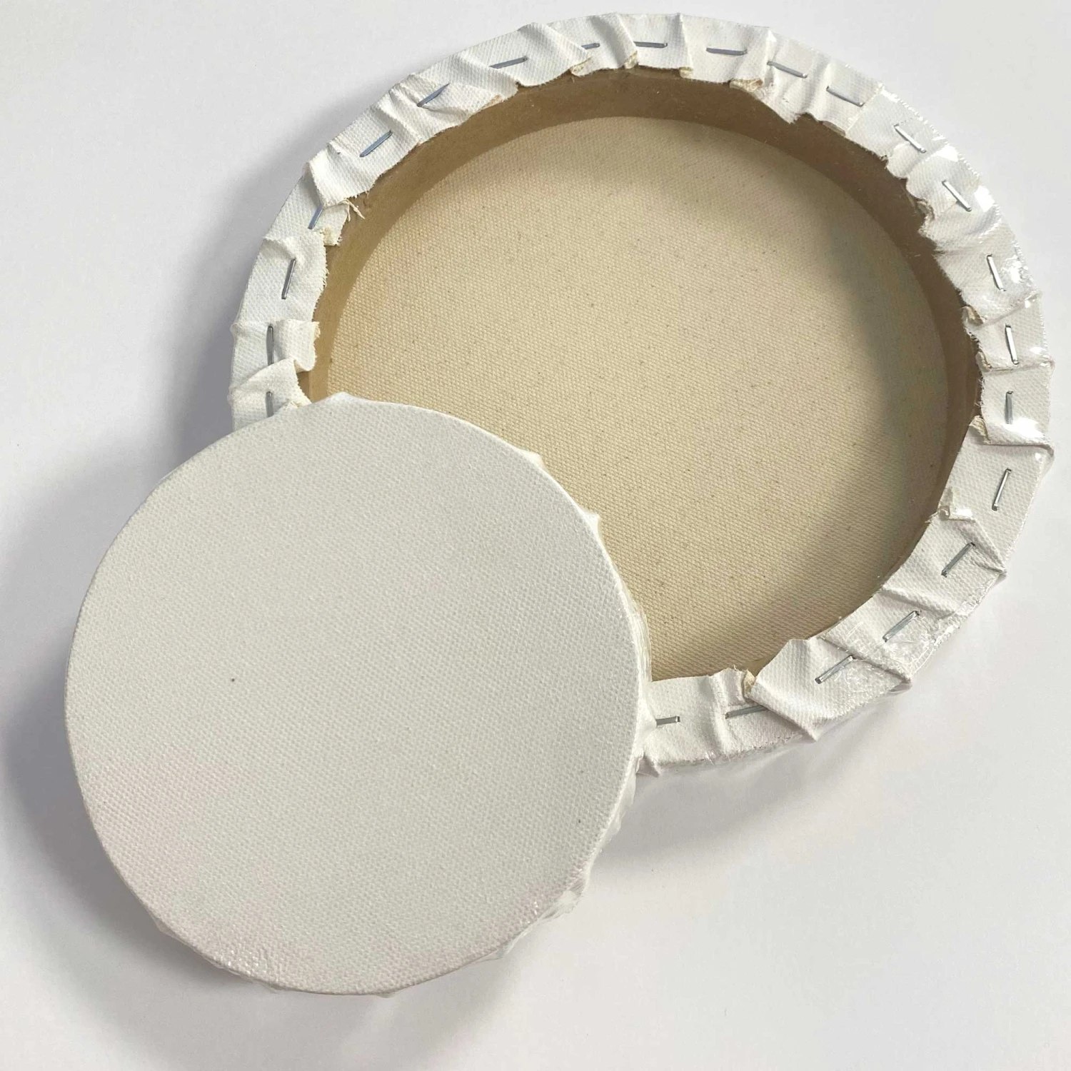 ARTdiscount Stretched Round Canvas 350gsm (Multi-Packs) 6 ARTdiscount Stretched Round Canvas 350gsm (Multi-Packs) - Image 4