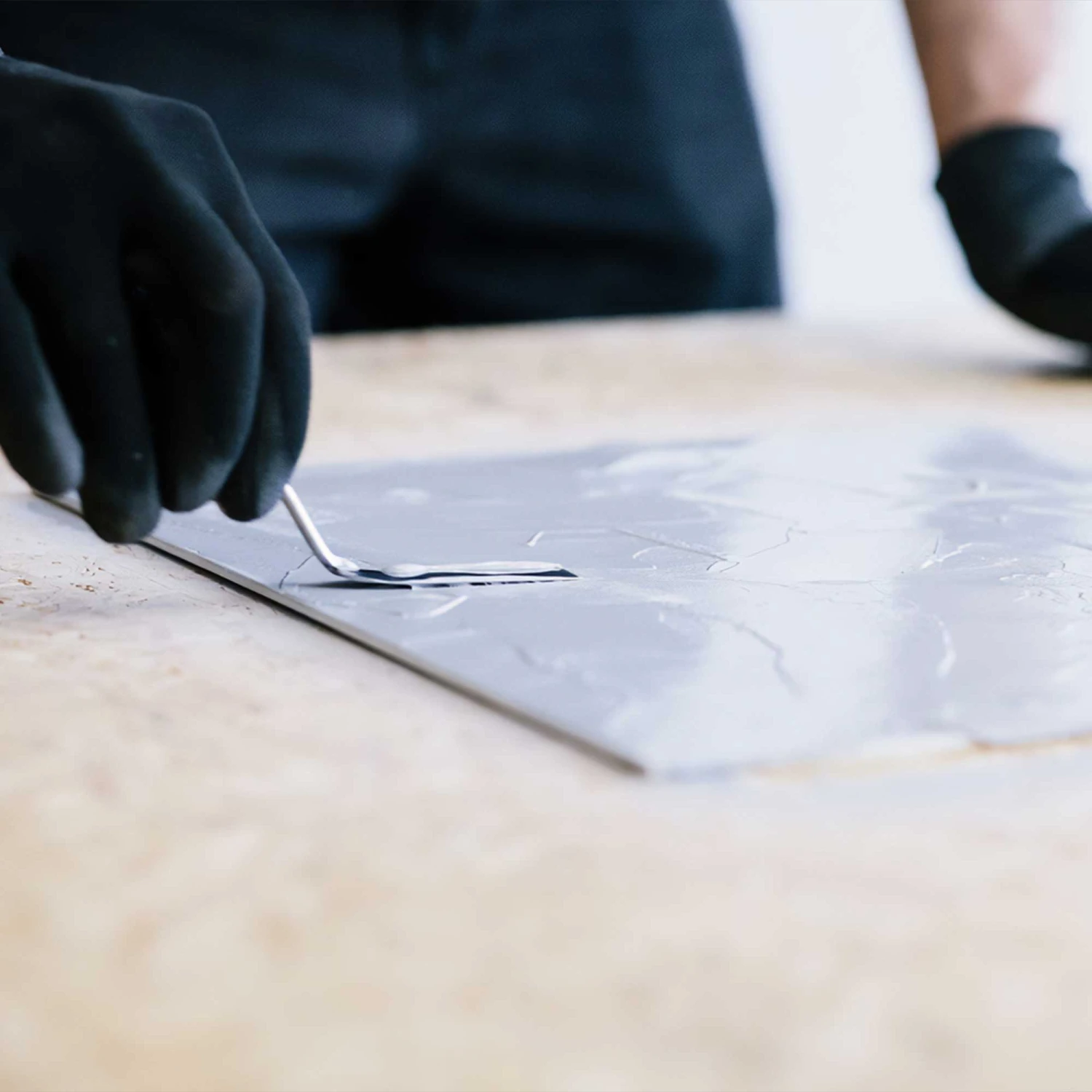 Montana Texture Coating Spray - Grey - 400ml 4 Montana Texture Coating Spray - Grey - 400ml - Image 2